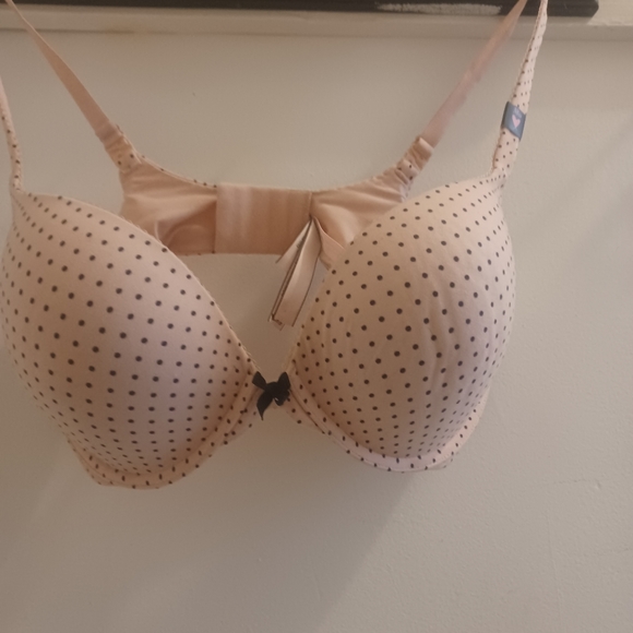 Pink polkadot bra - Picture 3 of 3